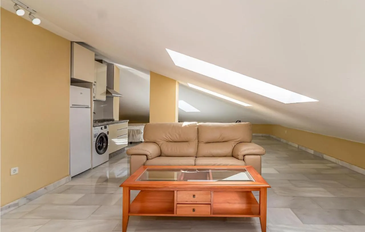 Cozy Apartment In Malaga With Kitchen